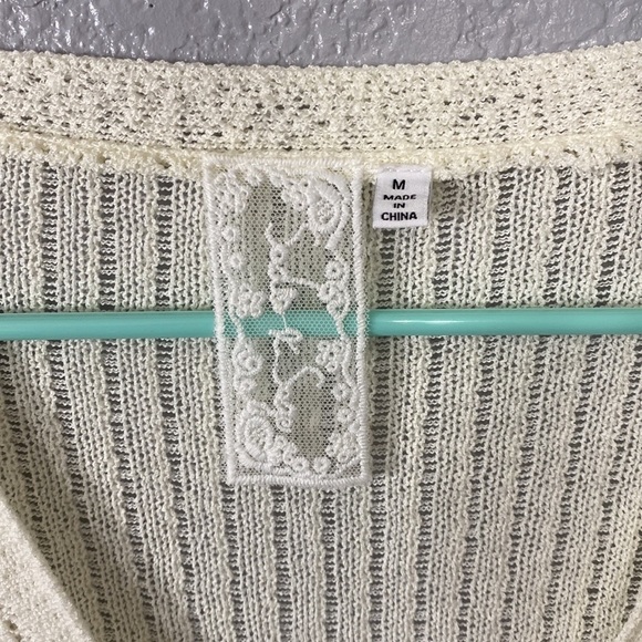 Sadie & Sage Cream V Neck Button Long Sleeve Top - Picture 2 of 8